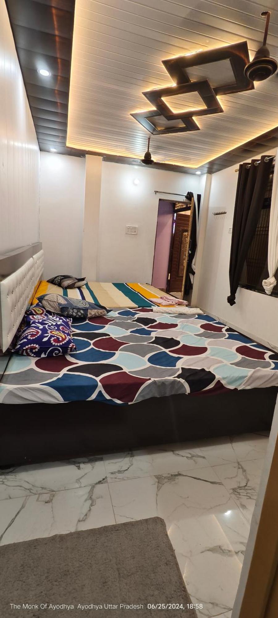 Shree Ayodhya Dham Guest House 300 Meter From Sri Ram Temple Free Pick Up , Drop , Breakfast & Wifi Exteriör bild