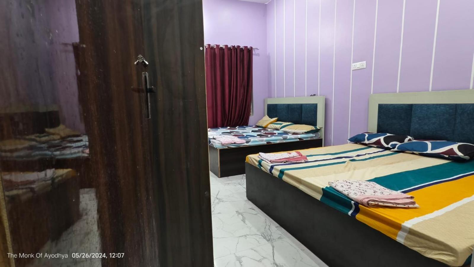 Shree Ayodhya Dham Guest House 300 Meter From Sri Ram Temple Free Pick Up , Drop , Breakfast & Wifi Exteriör bild